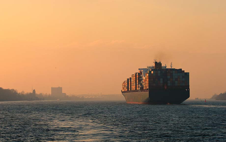 Containerschiff Hafen Hamburg Logistik